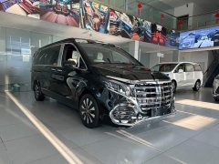 Mercedes-Benz Vito 2023 2.0T Business Edition 7-Seater - ფოტო 2
