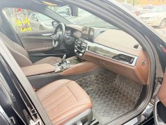 BMW 5 Series 525Li M Sport Package - ფოტო 13