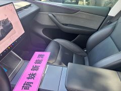 Tesla Model Y Rear-Wheel Drive - ფოტო 6