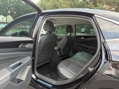 Volkswagen Passat 280TSI Elite - ფოტო 8
