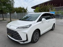 Buick GL8 New Energy 2025 Lusang Smart Comfort Edition - ფოტო 1