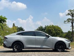 Changan UNI-V 1.5T Sport Edition - ფოტო 4