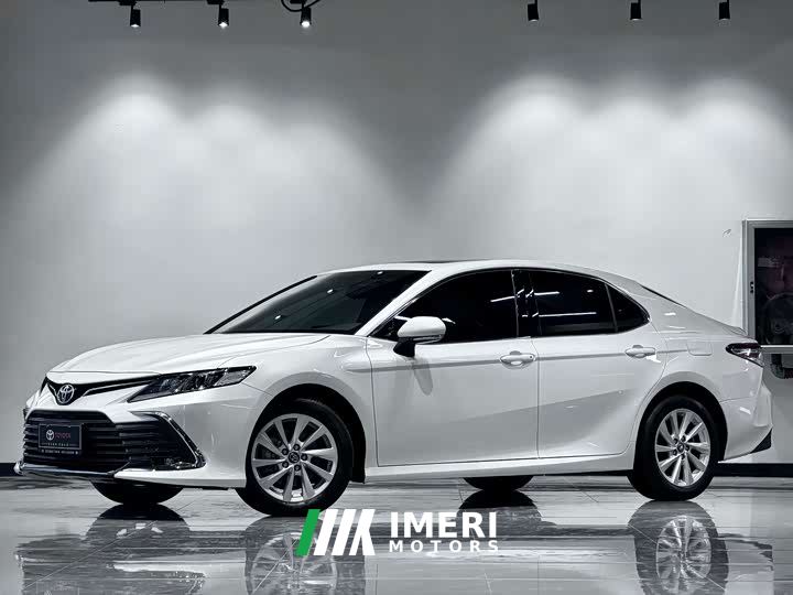 Toyota Camry 2.0L GVP Leading Edition