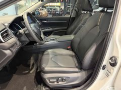 Toyota Camry 2.0L GVP Leading Edition - ფოტო 11