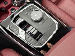 BMW 3 Series 320i M Sport Package - ფოტო 20