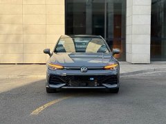 Volkswagen Golf 2025 300TSI R-Line - ფოტო 2