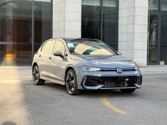 Volkswagen Golf 2025 300TSI R-Line - ფოტო 3