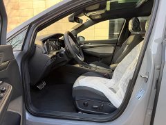 Volkswagen Golf 2025 300TSI R-Line - ფოტო 9