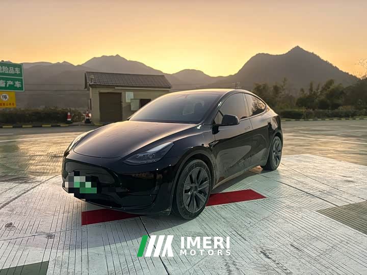 Tesla Model Y Rear-Wheel Drive - ავტომობილი ჩინეთიდან