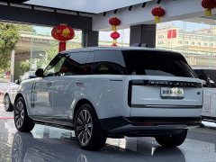 Land Rover Range Rover 3.0 L6 400PS Prestige Seven-Seat Extended Wheelbase - ფოტო 17