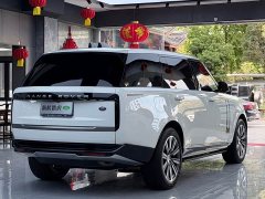 Land Rover Range Rover 3.0 L6 400PS Prestige Seven-Seat Extended Wheelbase - ფოტო 19