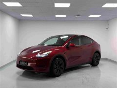 Tesla Model Y Rear-Wheel Drive - ფოტო 1