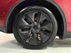 Tesla Model Y Rear-Wheel Drive - ფოტო 15