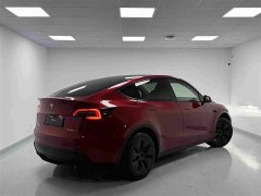 Tesla Model Y Rear-Wheel Drive - ფოტო 18