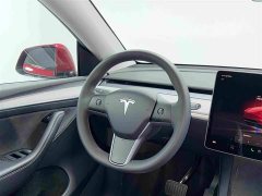 Tesla Model Y Rear-Wheel Drive - ფოტო 7