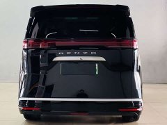 Denza BYD Denza D9 DM-i 1050 Premium - ფოტო 7
