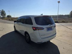Buick GL8 Land Executive Cabin 652T Luxury - ფოტო 7
