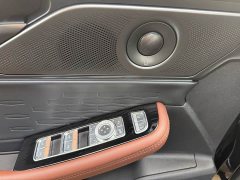 Lincoln Z 2.0T AWD Prestige Hybrid - ფოტო 11
