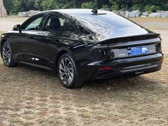 Lincoln Z 2.0T AWD Prestige Hybrid - ფოტო 6