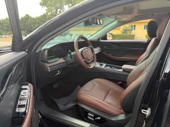 Lincoln Z 2.0T AWD Prestige Hybrid - ფოტო 9