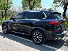 BMW X5 2022 xDrive 30Li Luxury M Sport Package - ფოტო 4