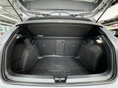 Volkswagen Golf 2023 280TSI DSG R-Line Lite - ფოტო 18