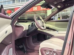 Xiaomi YU7 Four-Wheel Drive Max Edition - ფოტო 10