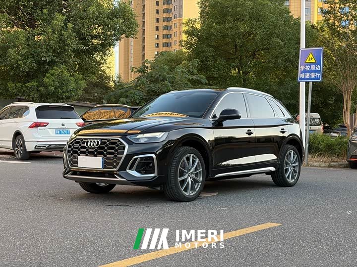 Audi Q5L 40T Luxury Dynamic Edition - ავტომობილი ჩინეთიდან