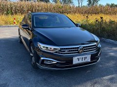 Volkswagen Magotan 2 Million Units Commemorative Edition 330TSI DSG Luxury - ფოტო 1