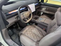 NIO ES8 Six-Seat Executive Luxury Edition - ფოტო 7