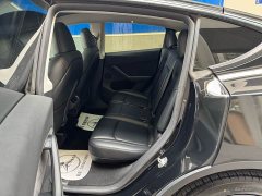 Tesla Model Y Rear-Wheel Drive - ფოტო 6