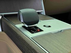 Land Rover Range Rover 3.0L V6 400PS Extended Wheelbase Prestige Edition - ფოტო 7