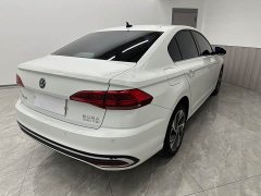 Volkswagen Bora 200TSI DSG Smart Travel PRO - ფოტო 6