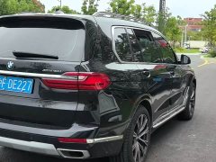 BMW X7 xDrive40i Luxury Package - ფოტო 3