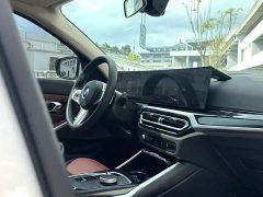 BMW 3 Series 325Li M Sport Package - ფოტო 8