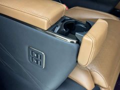 Toyota Vellfire Crown Hybrid 2.5L Premium Edition - ფოტო 11