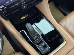 Toyota Vellfire Crown Hybrid 2.5L Premium Edition - ფოტო 7
