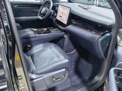 Zeekr Geely Geometry 009 Seven-Seat Ultra Home Edition - ფოტო 6