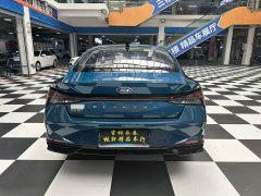 Hyundai Elantra 1.5L CVT Luxury - ფოტო 16