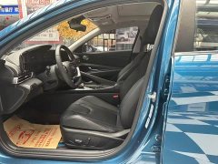 Hyundai Elantra 1.5L CVT Luxury - ფოტო 7