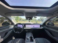 Ford Mondeo 2025 2.0T EcoBoost Luxury - ფოტო 4