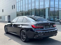 BMW 3 Series 325Li M Sport Night Edition Package - ფოტო 18