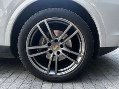 Porsche Cayenne Coupé 3.0T Platinum - ფოტო 16