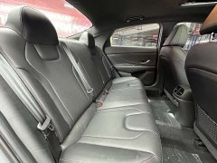 Hyundai Elantra 2022 1.5L CVT 20th Anniversary Edition - ფოტო 17