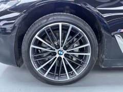 BMW 5 Series 530Li Premier M Sport Package - ფოტო 20