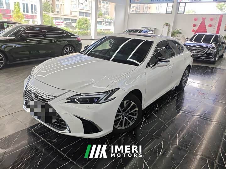 Lexus ES 200 Premium Edition - ავტომობილი ჩინეთიდან