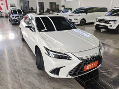 Lexus ES 200 Premium Edition - ფოტო 9