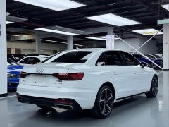 Audi A4L 200 Million Units Joyful Edition 40 TFSI Luxury Dynamic - ფოტო 18