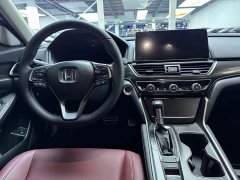 Honda Accord 260TURBO Phantom Night Premium Edition - ფოტო 10