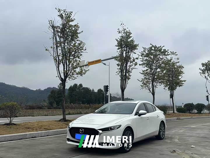 Mazda3 Axela 2.0L Automatic Premium Edition
